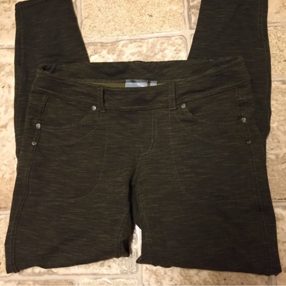 Athleta Bettona petite leggings x 2